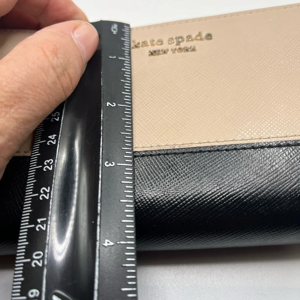 Kate Spade light pink wallet - Picture 10 of 11